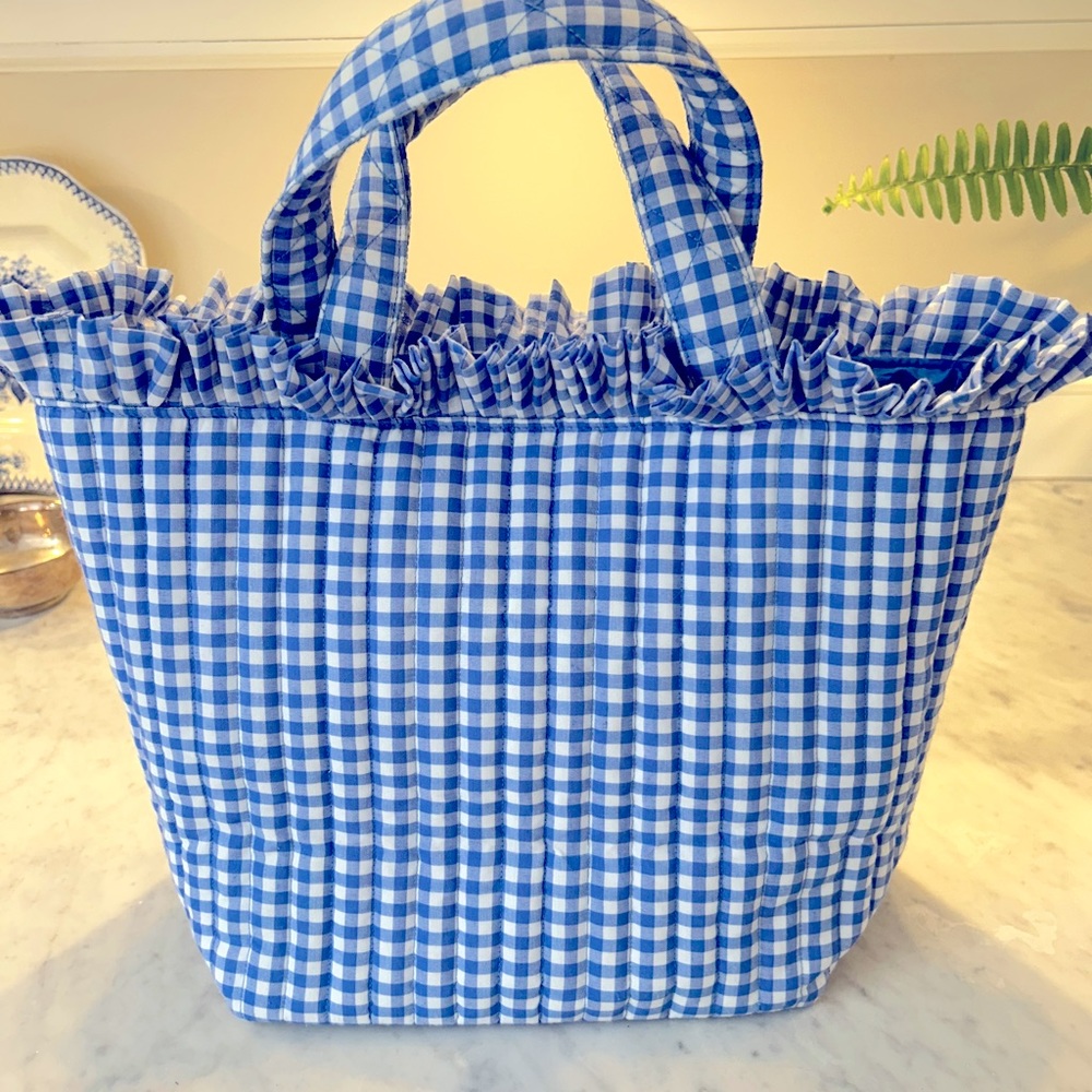 NWOT Beautifully made Blue and White Gingham Tote